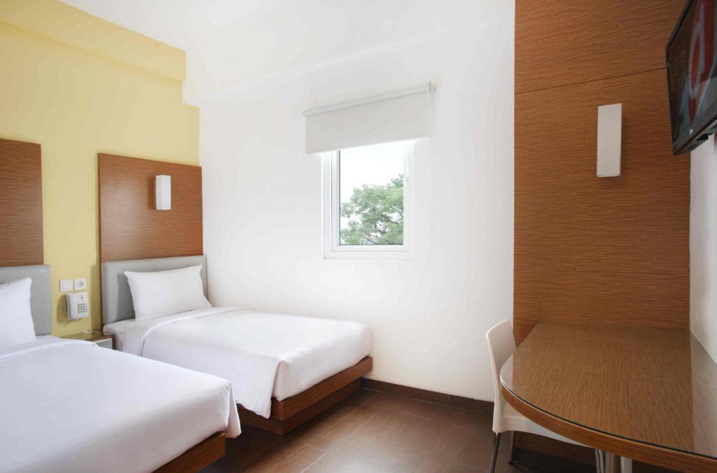 Amaris Pratama Hotel 2*
